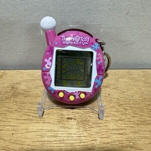 Vintage Tamagotchi Connection V4 Pink Splatter 2004 Bandai Electronic Pet Toy